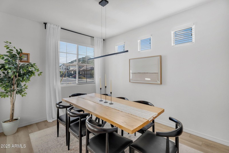 16-web-or-mls-Daylight-13