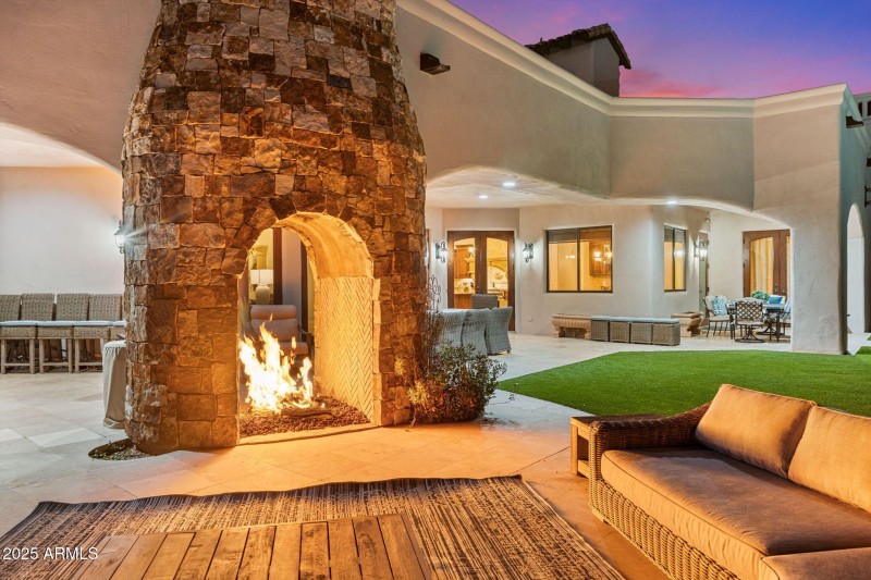 Outdoor Fireplace