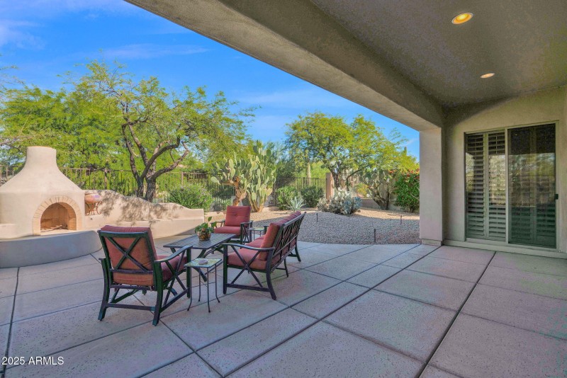 Expansive Patio