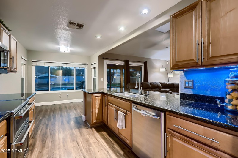 4334 W Villa Linda Dr - MLS Sized - 007