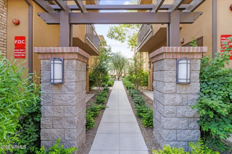 <><><><><><><><><><>