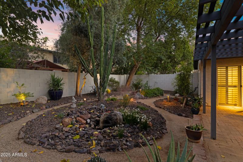 5627 S Crows Nest Rd-50