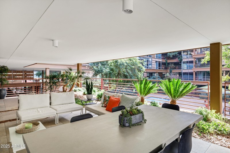 Gorgeous Patio Overlooking the Pool