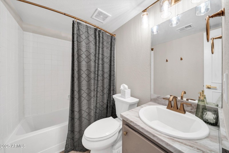 14002 N 49th Ave 1097-23