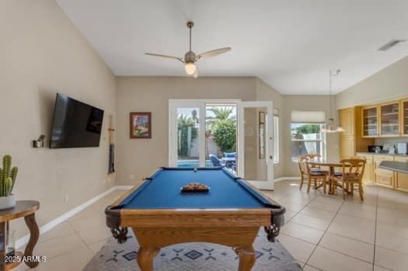 large-3e0d28f4-8a43-40b7-b443-61af5bd409