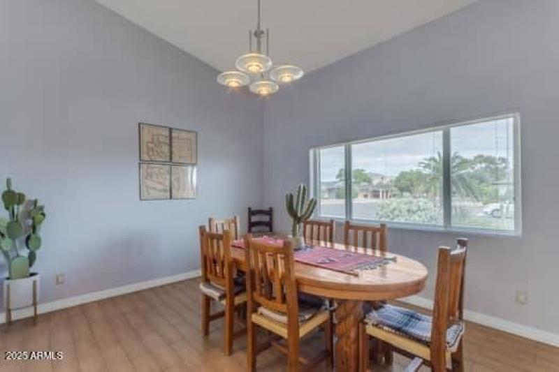 large-a902084b-c93b-4558-8b5e-2f9153345a