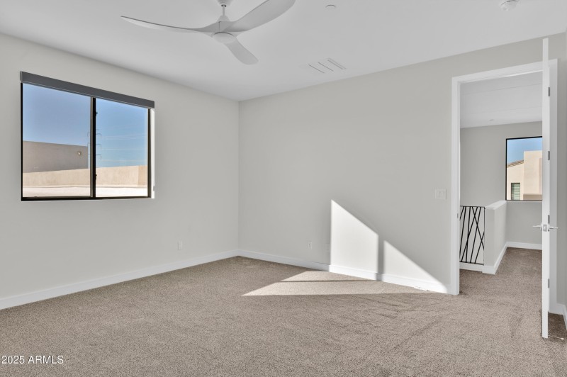 10929 E North Ln MLS-164