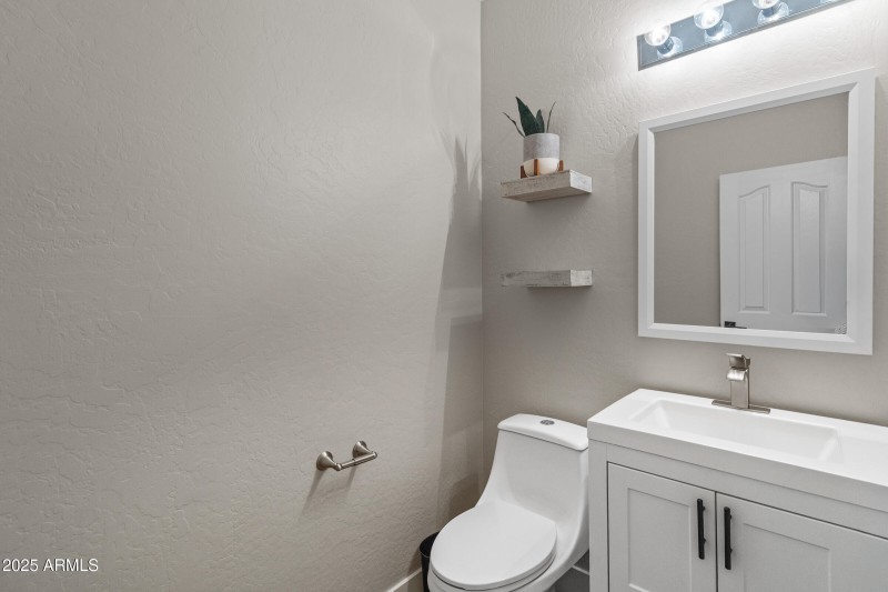 1353 S Minneola Ln-20