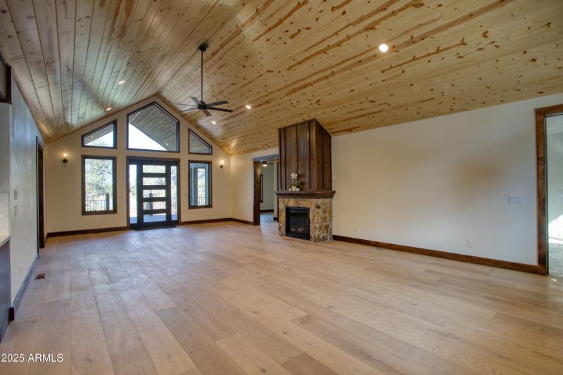 957 CHENEY RANCH LOOP, Show Low, AZ