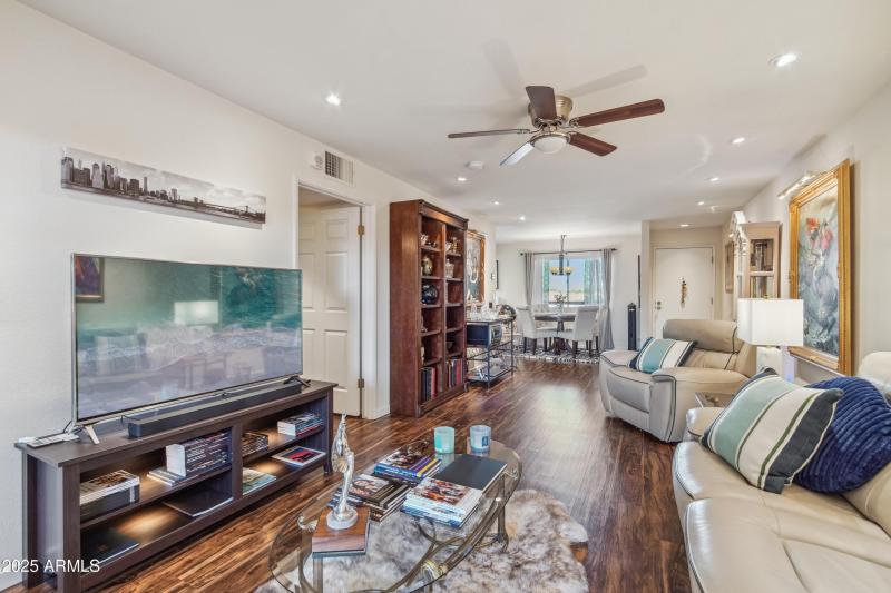 6-print-N Paradise Vlg Pkwy S 442-2305-0