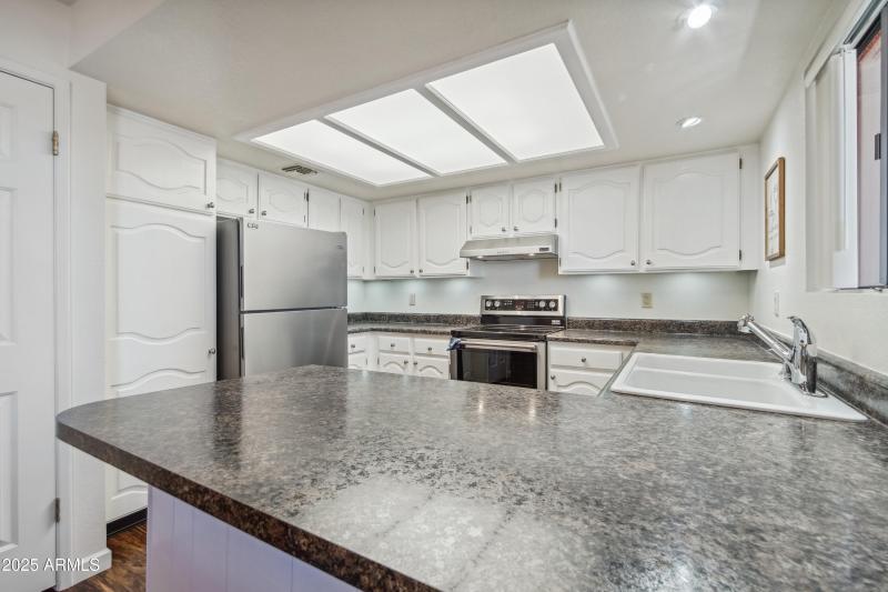 11-print-N Paradise Vlg Pkwy S 442-2305-