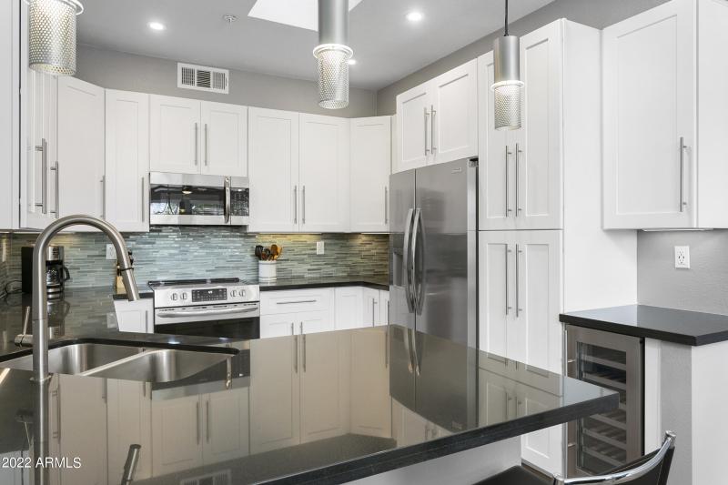 7700EGaineyRanch206-015