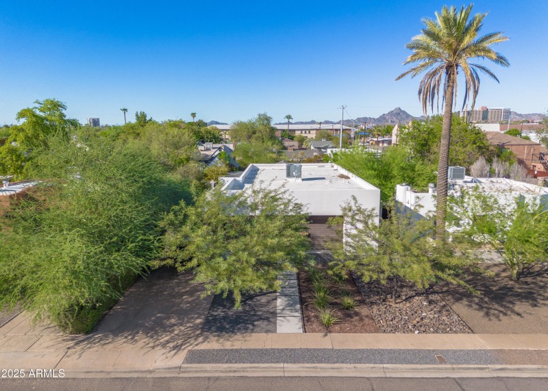 Listings_1526_E_CoronadoRd_Images-35