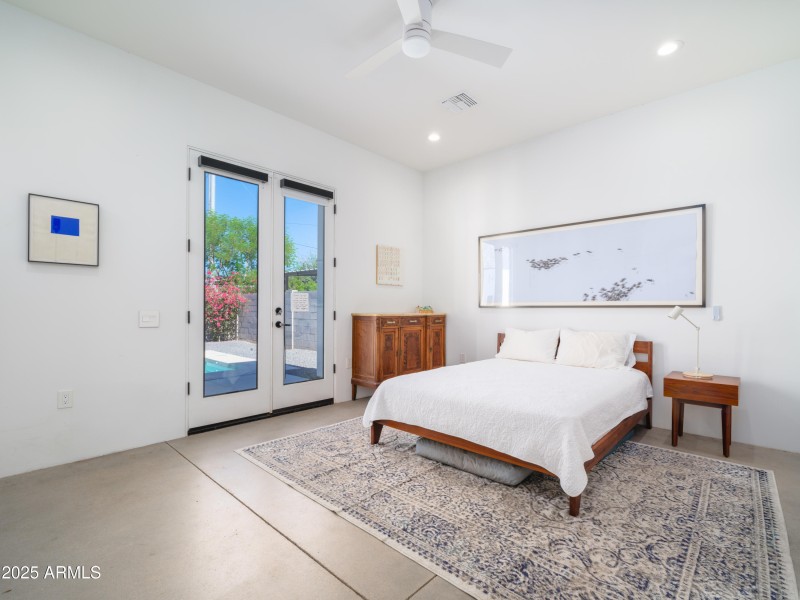 Listings_1526_E_CoronadoRd_Images-8