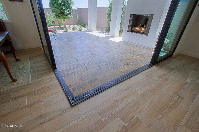 Flooring (1)