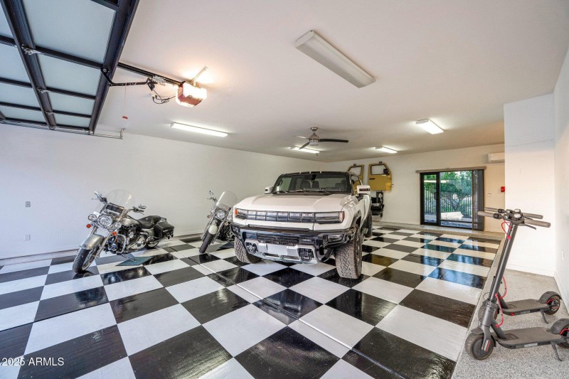 Climate Controlled Oversized Garage Bay