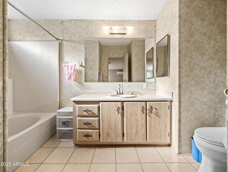 16-print-18278 PM Henley Ave-16