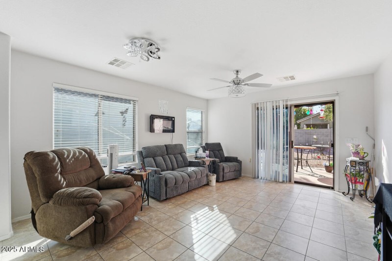 19324 N Costa Verdez Ave-21