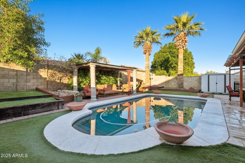 35-web-or-mls-4740-e-villa-maria-dr