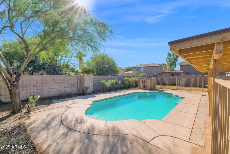 28-web-or-mls-P1349631