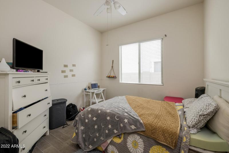 23)BED 3 TO JACK _ JILL