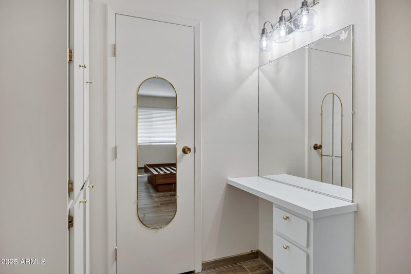 13621 N 98th Ave H-18