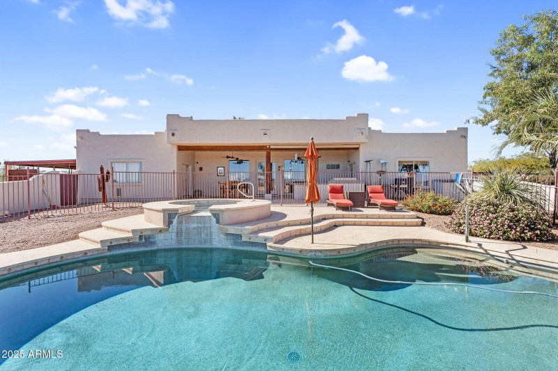 49-web-or-mls-29202 N 146th St -56