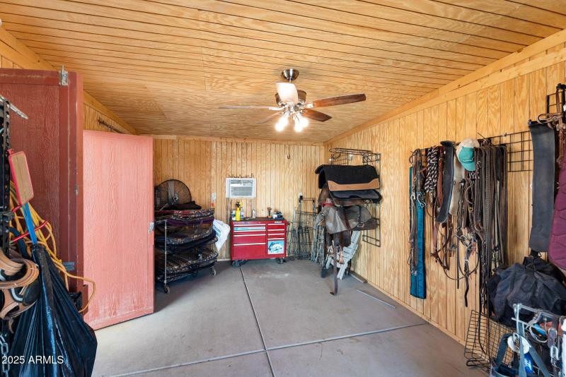 71-web-or-mls-29202 N 146th St -76