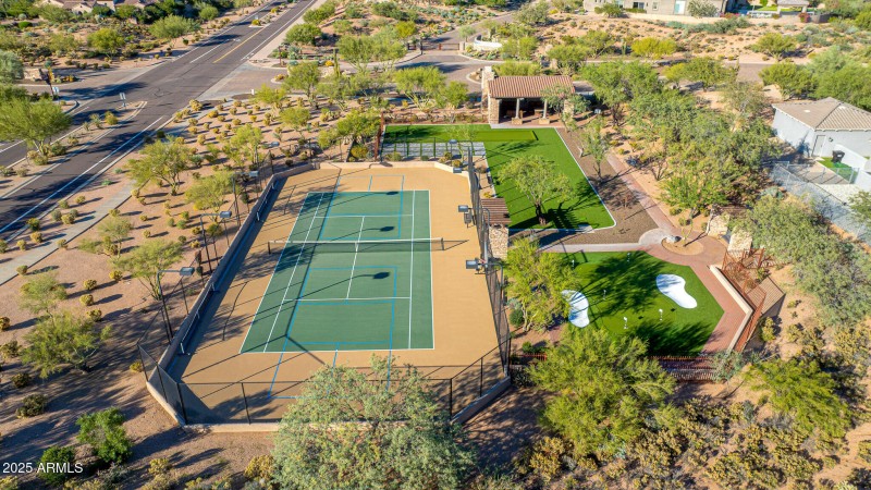 Community Tennis Bocce Putting