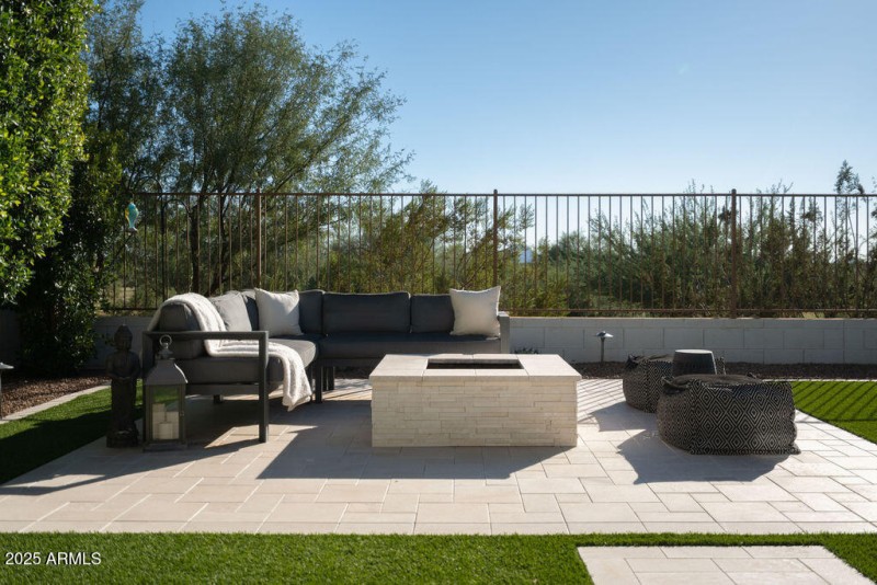 Very Private- backs to Preserve!