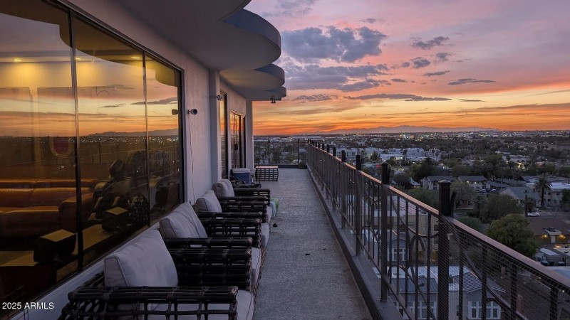 PXL_20250401_015654013.MP