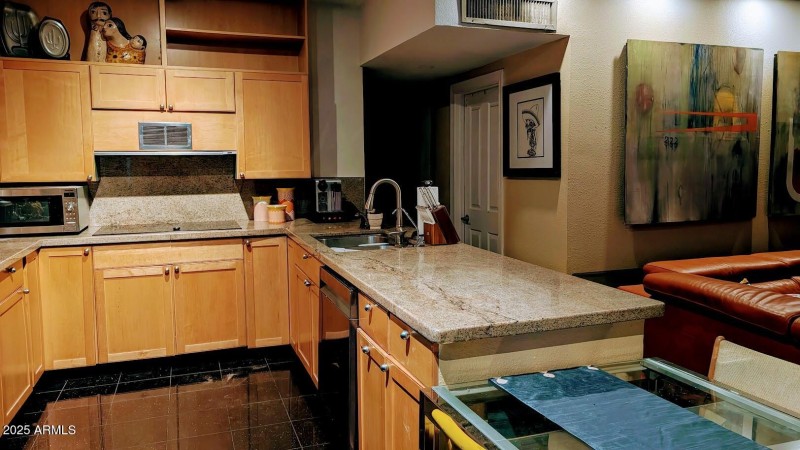 PXL_20250402_052715877.MP~2