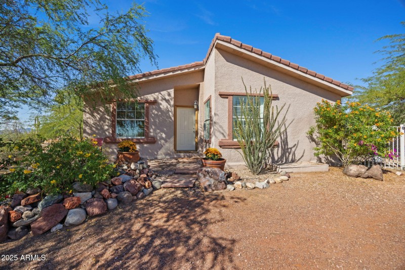 3-web-or-mls-42210-n-castle-hot-springs-