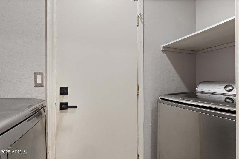 DIRECT ENTRANCE TO LAUNDRY