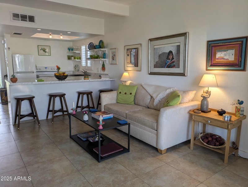 PXL_20250228_203701566_Original