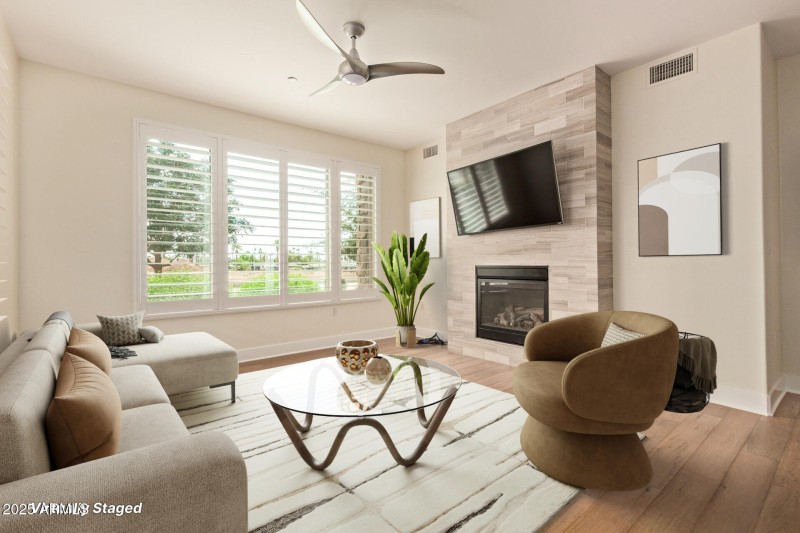 download-(10) VS Watermark