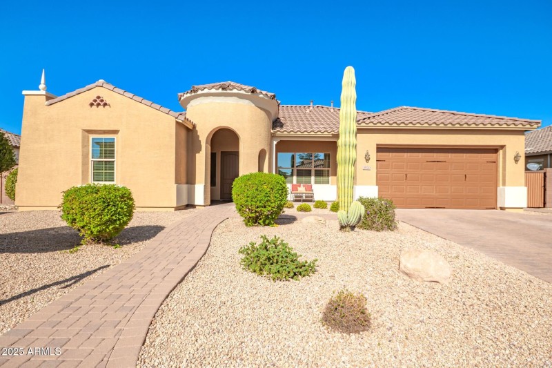 Excellent Curb Appeal