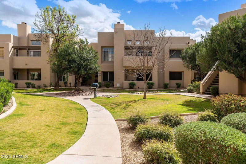 Beautiful Landscaped Pathways!