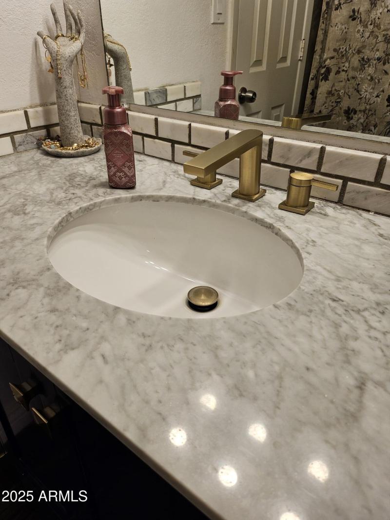 Master Bathroom - Vanity