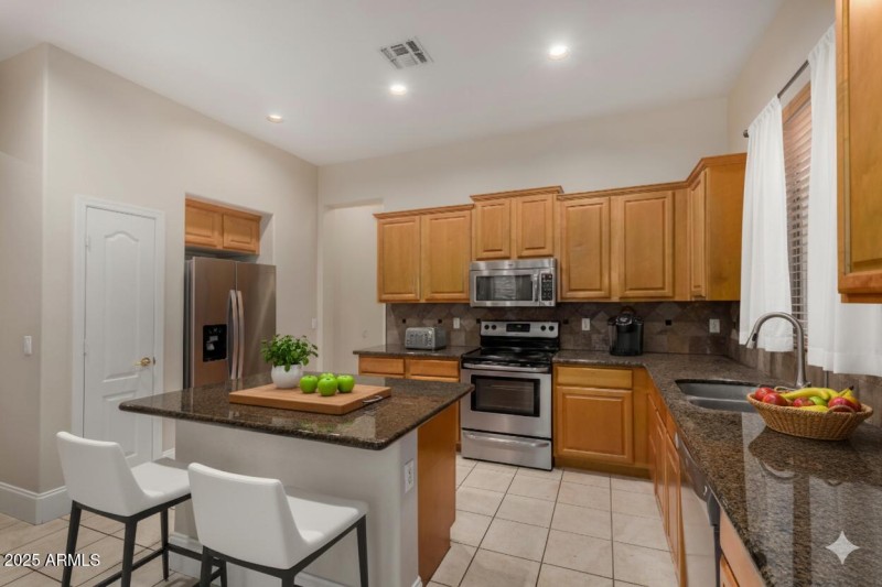 Dining Virtual Vaughn