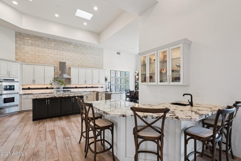 Wet Bar for Entertaining
