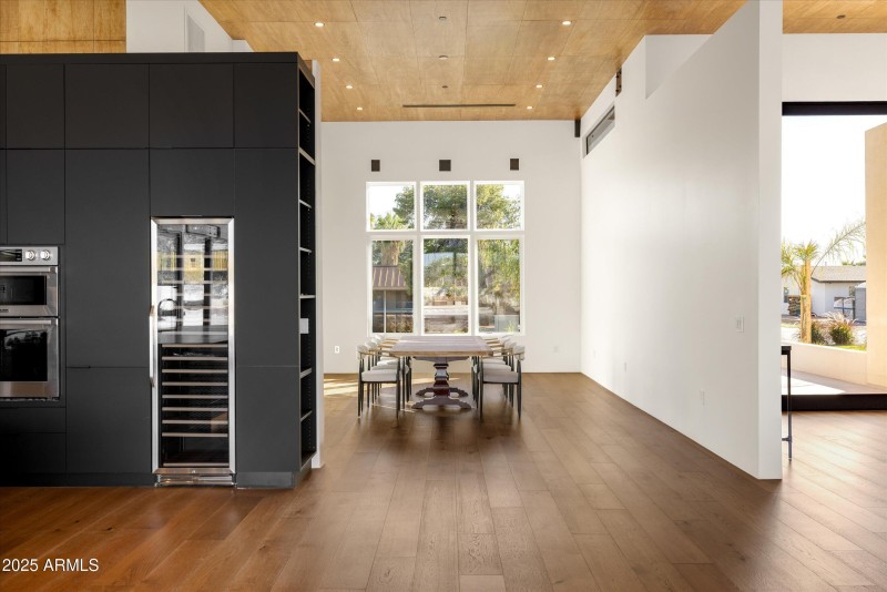 23-6026 E Pershing Dr_23