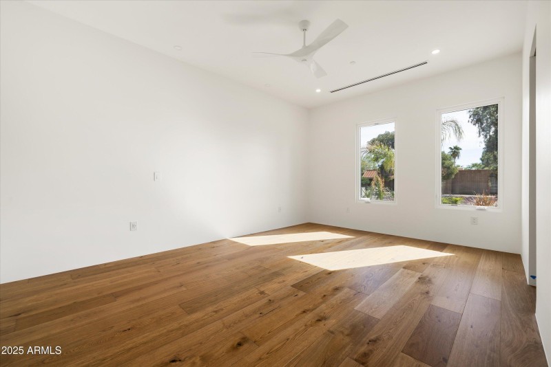 37-6026 E Pershing Dr_37