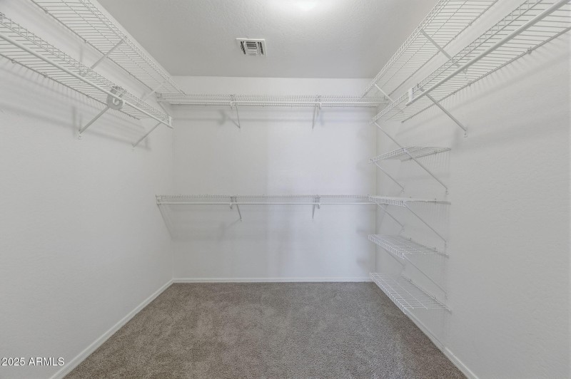 28-web-or-mls-2524 S 89th Lane-28