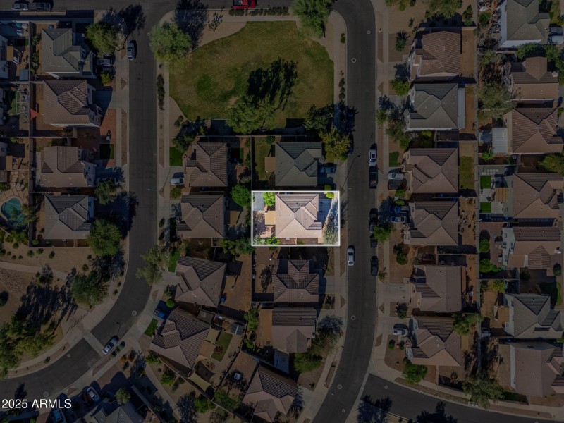 38-web-or-mls-2524 S 89th Lane-38