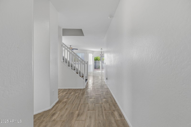 7-web-or-mls-2524 S 89th Lane-7