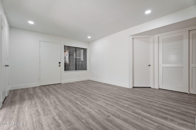 9-web-or-mls-A7404433