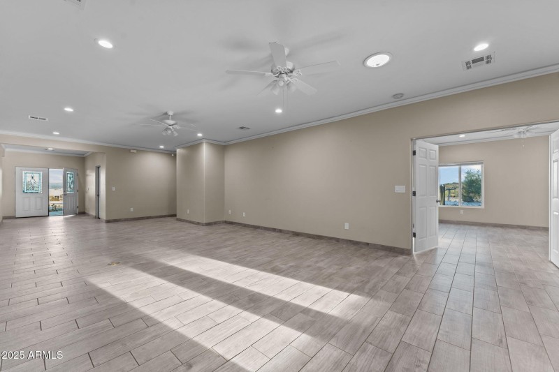 4045 Black Mountain Rd