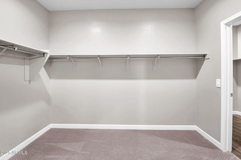 18-web-or-mls-36941 N Aleutian Dr-18