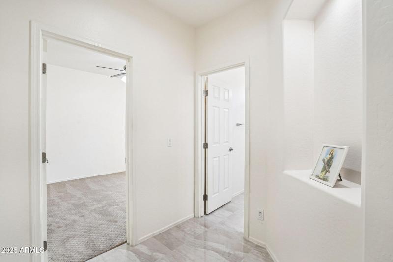 17-web-or-mls-E Navajo Trail-S0711-017